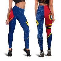 Leggins Colombia ajustados, estampado azul con bloques rojos y líneas amarillas