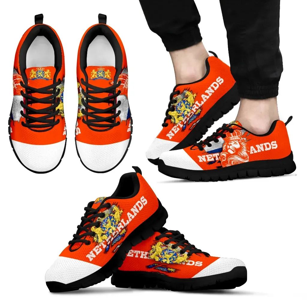 Netherlands Lion Sneakers RLT7 - Wonder Print Shop