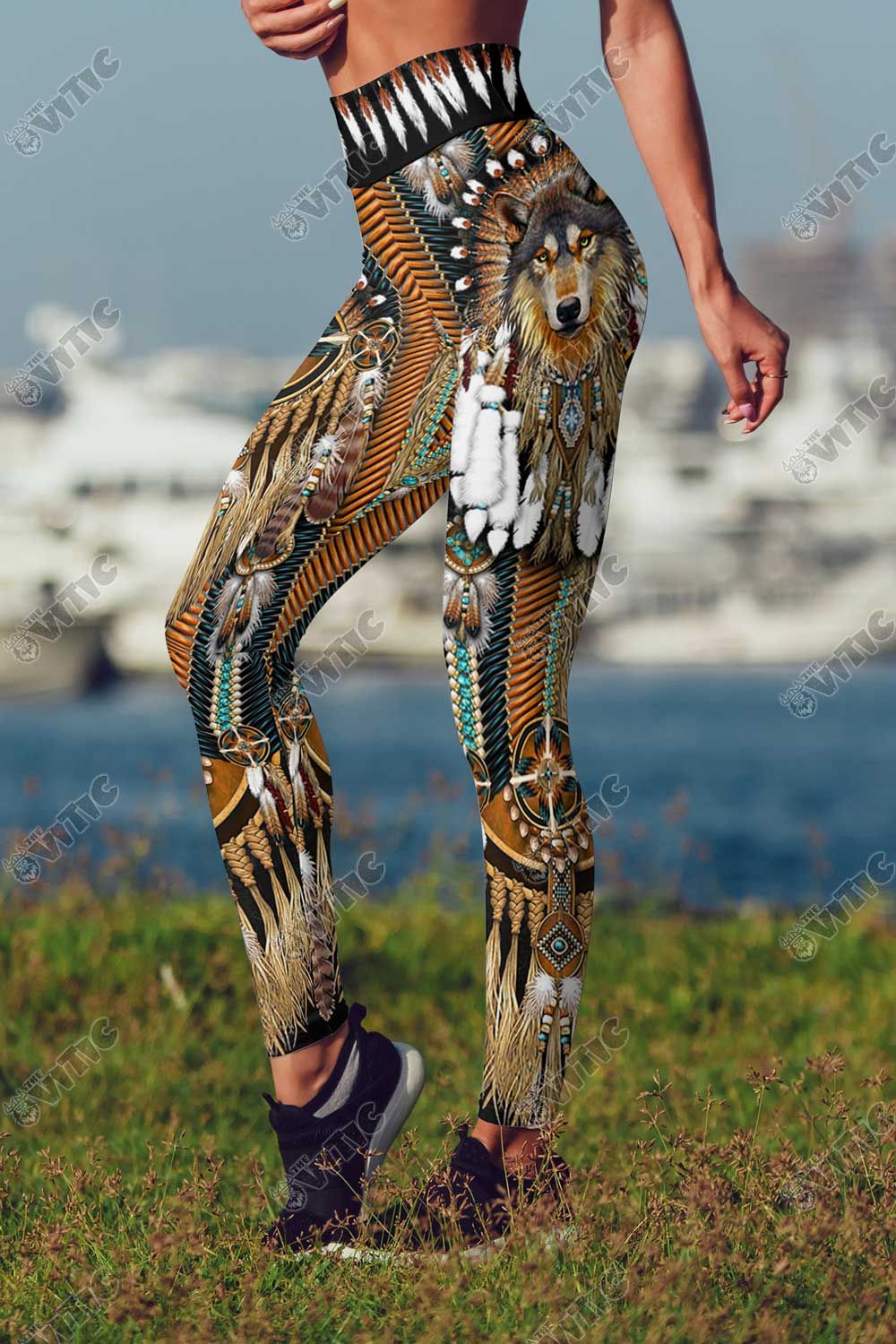 All-over wolf and dreamcatcher print leggings, multicolor