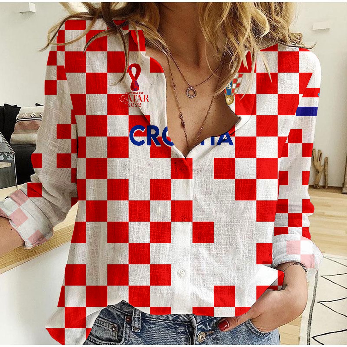 Women casual shirt with red-and-white checkered print, V-neck, long sleeves