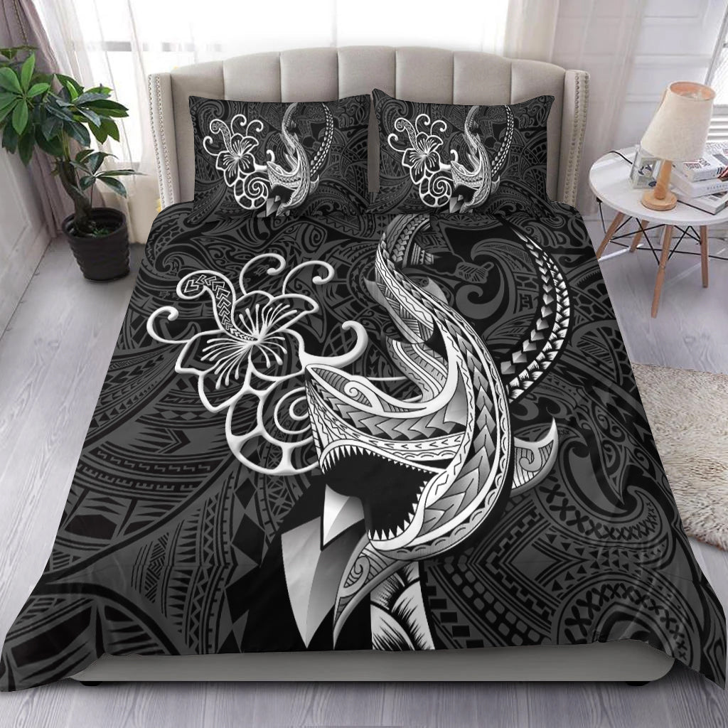 Black Polynesian shark tribal bedding set with white floral/wave motifs, 2 matching pillows