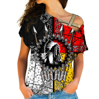 Cross-Shoulder T-Shirt Damen mit Pfeil-Indianer-Motiv, schwarz/rot/gelb