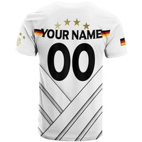 Deutschland T‑Shirt Rückseite mit „YOUR NAME“, großen „00“ und Sternen