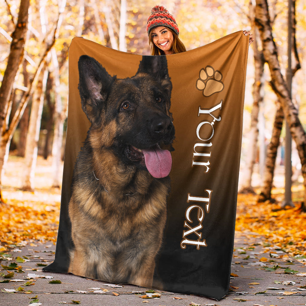 Orange Premium-Decke mit Schäferhund, Pfoten-Symbol und vertikaler 'My Best Friend'-Aufschrift