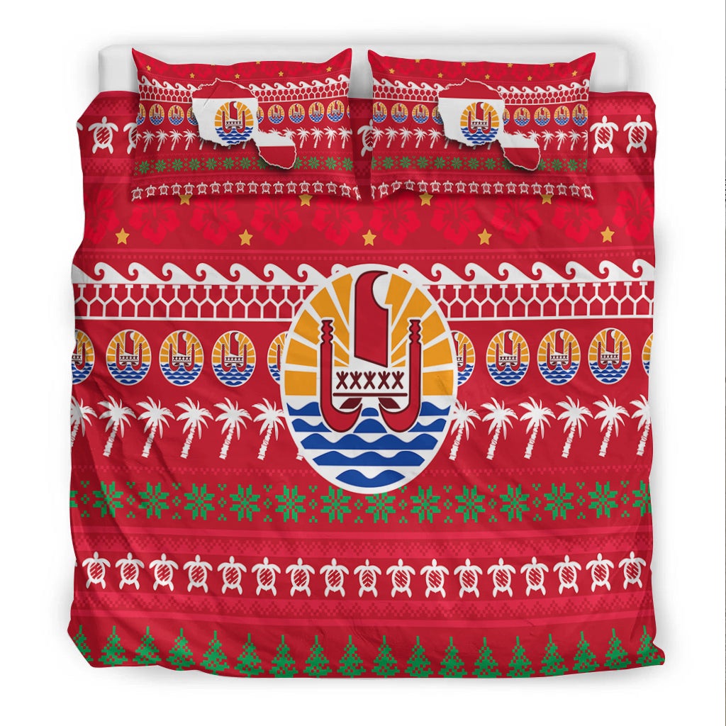 Red holiday bedding set with duvet and two shams, shield emblem, geometric trim, palm and tree bands