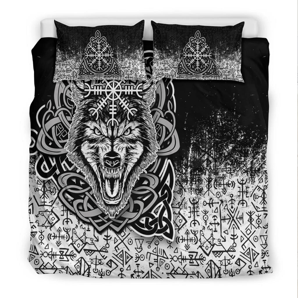 Black-and-white Viking wolf bedding set: knot emblem duvet with two Vegvisir shams