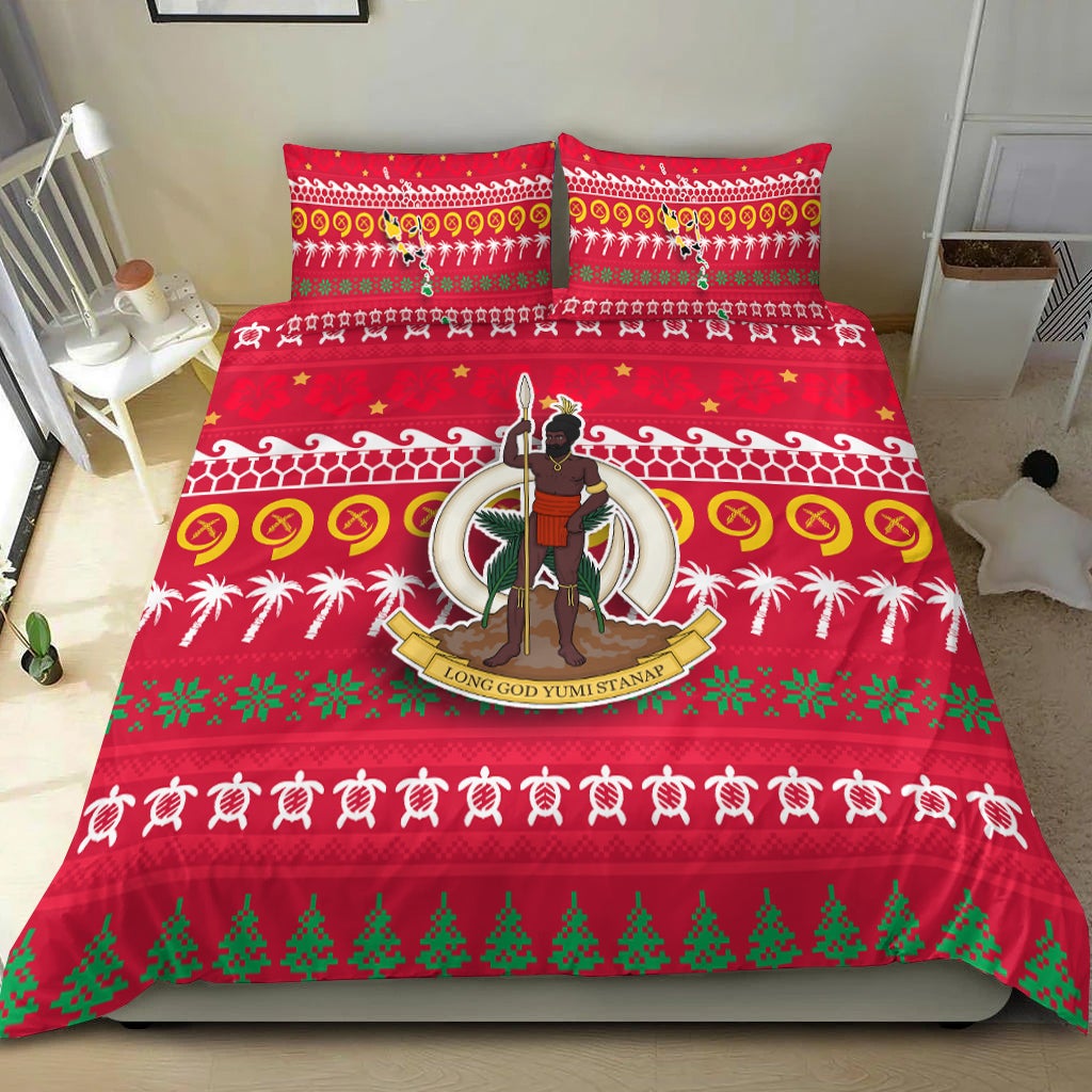 Red Christmas bedding set with two pillows, central character graphic, green tree row