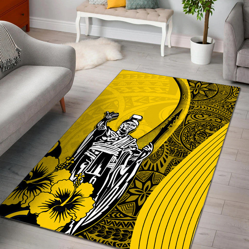 Yellow Hawaiian king Kamehameha area rug with black ornate patterns and floral accents