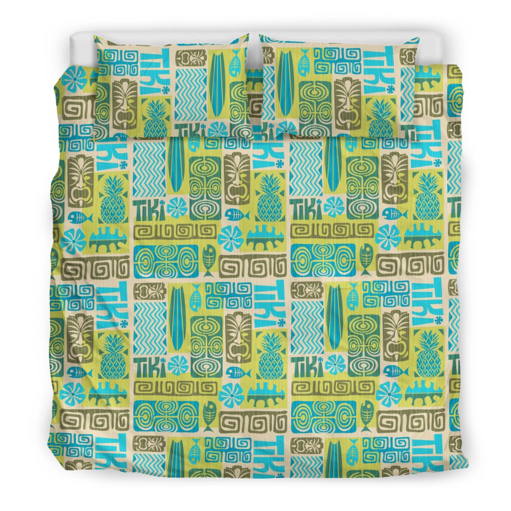 Multicolor tiki-themed bedding set: patterned duvet cover with matching sham pillows