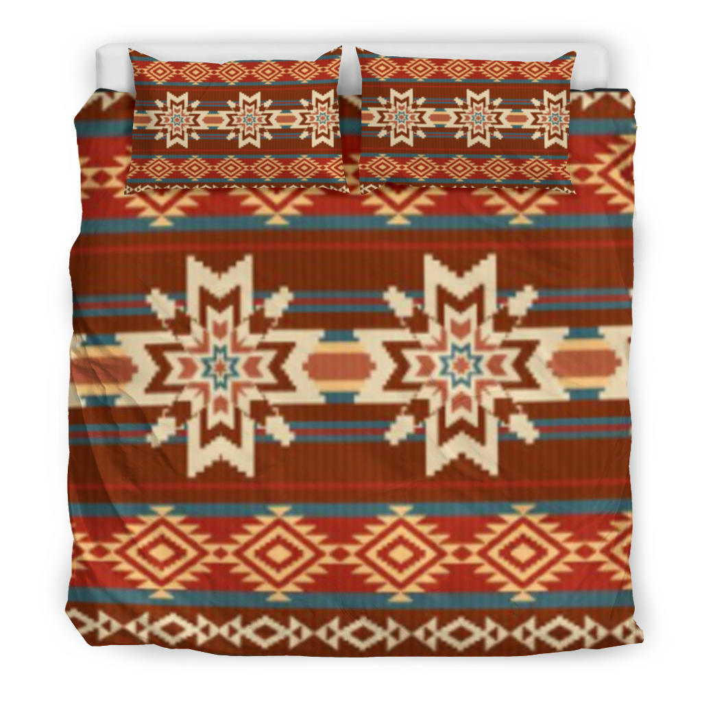 Red geometric bedding set with two matching pillow covers and bold star patterns