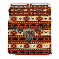 Bedding set front view: bison head centerpiece, multicolor buffalo rows and diamond motifs