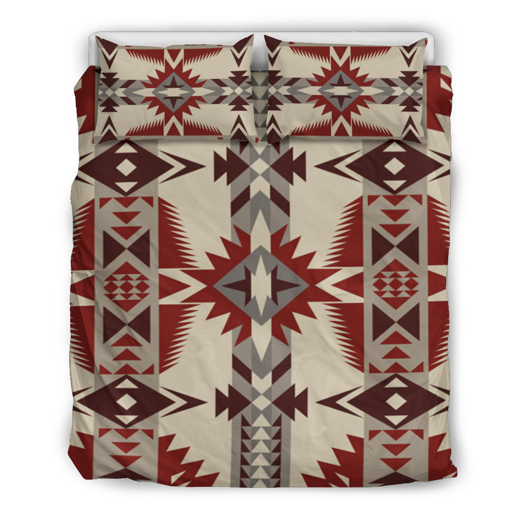 Geometric bedding set with two matching pillowcases, red and brown star motifs