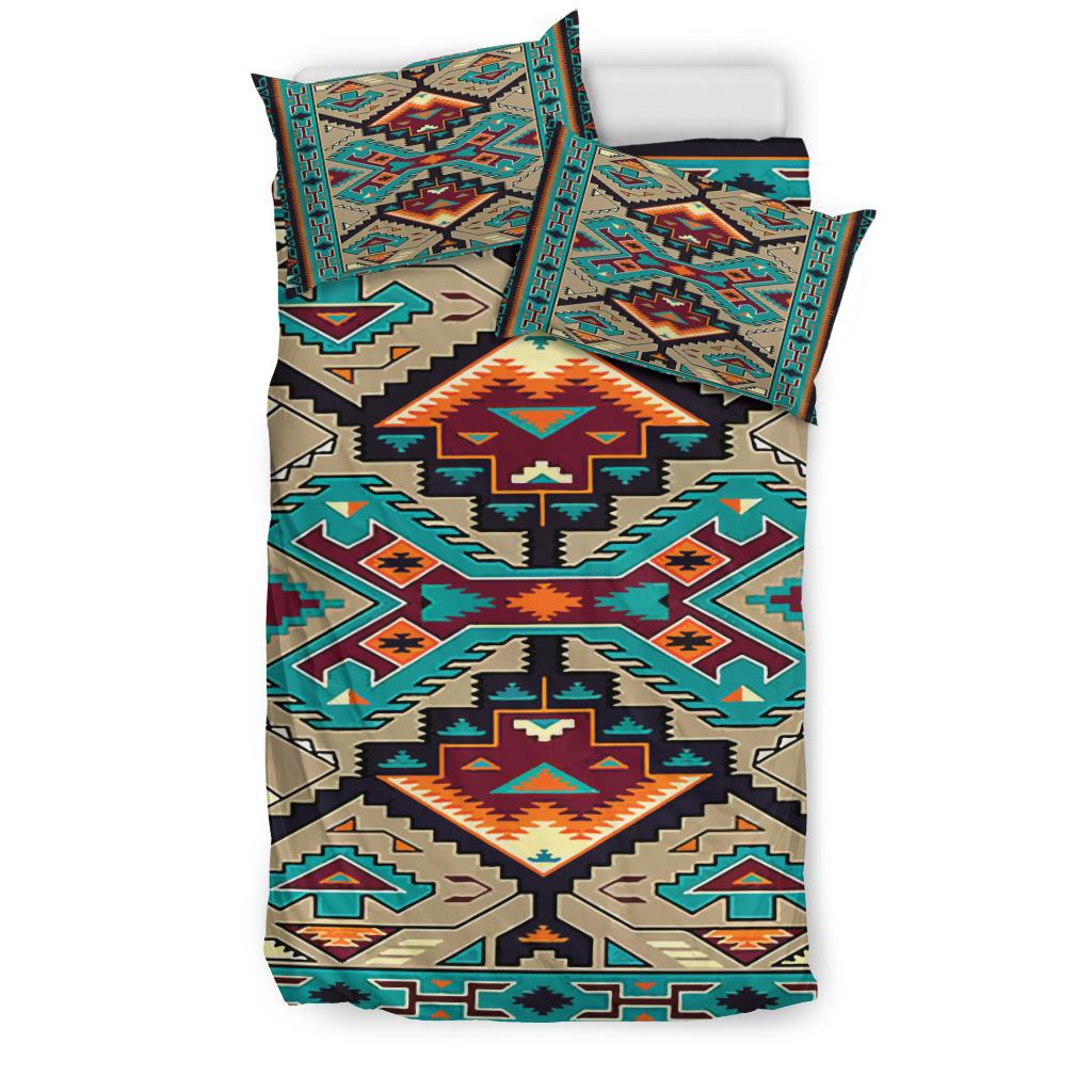 LT10 bedding set with two pillow shams, multicolor Native American geometric pattern