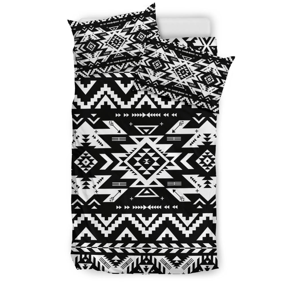 Black and white Native American pattern bedding set, geometric Aztec-style design
