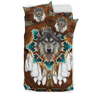 Wolf bedding set: brown duvet with turquoise bead dreamcatcher and wolf artwork