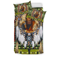 Green Native American bedding set with chief portrait, dreamcatcher and feather trim