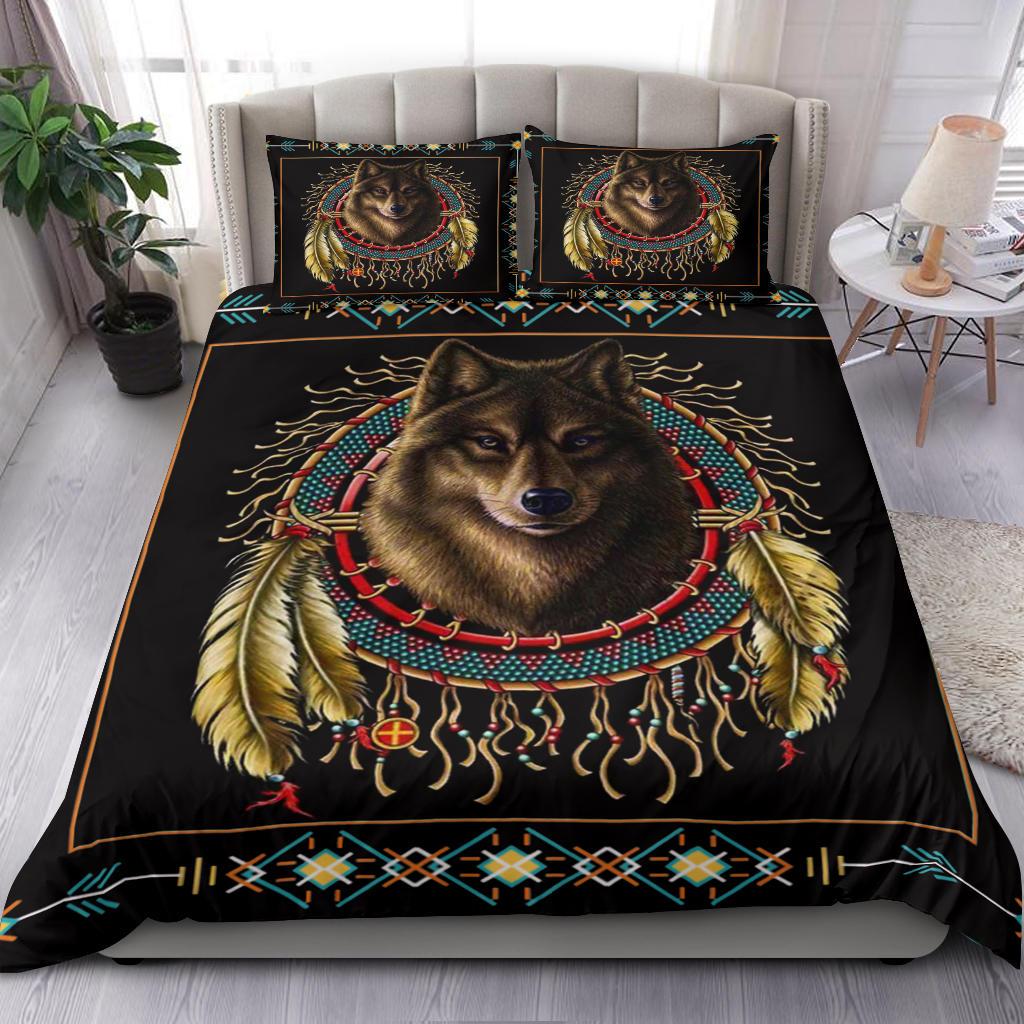 Black wolf-themed duvet and two pillow shams, multicolor dreamcatcher design with central wolf