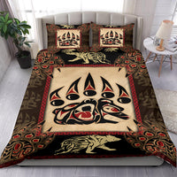 Native-inspired bear-face duvet bedding set with two pillow shams and bear silhouette hem