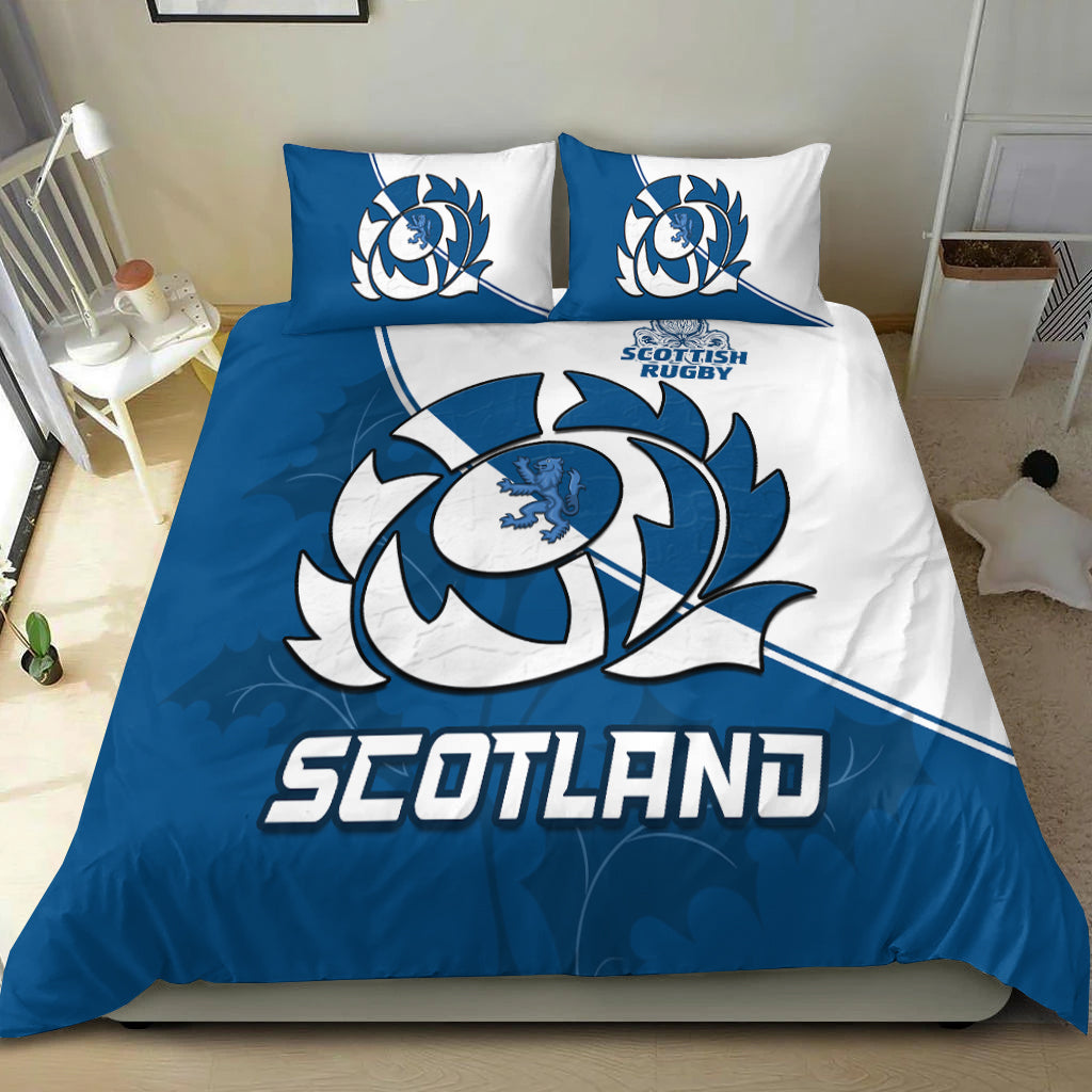 Blue/white bedding set: large crest and 'SCOTLAND' text, two matching front pillows