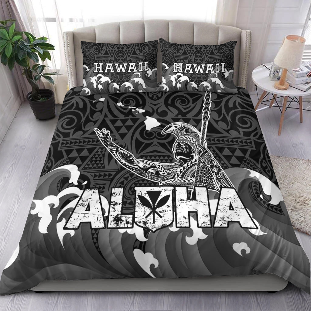 Black comforter set with 2 pillowcases featuring Hawaii branding and tribal warrior graphic