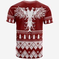 Rotes T‑Shirt mit Rücken-Adlermotiv, Weihnachtsmuster mit Bäumen