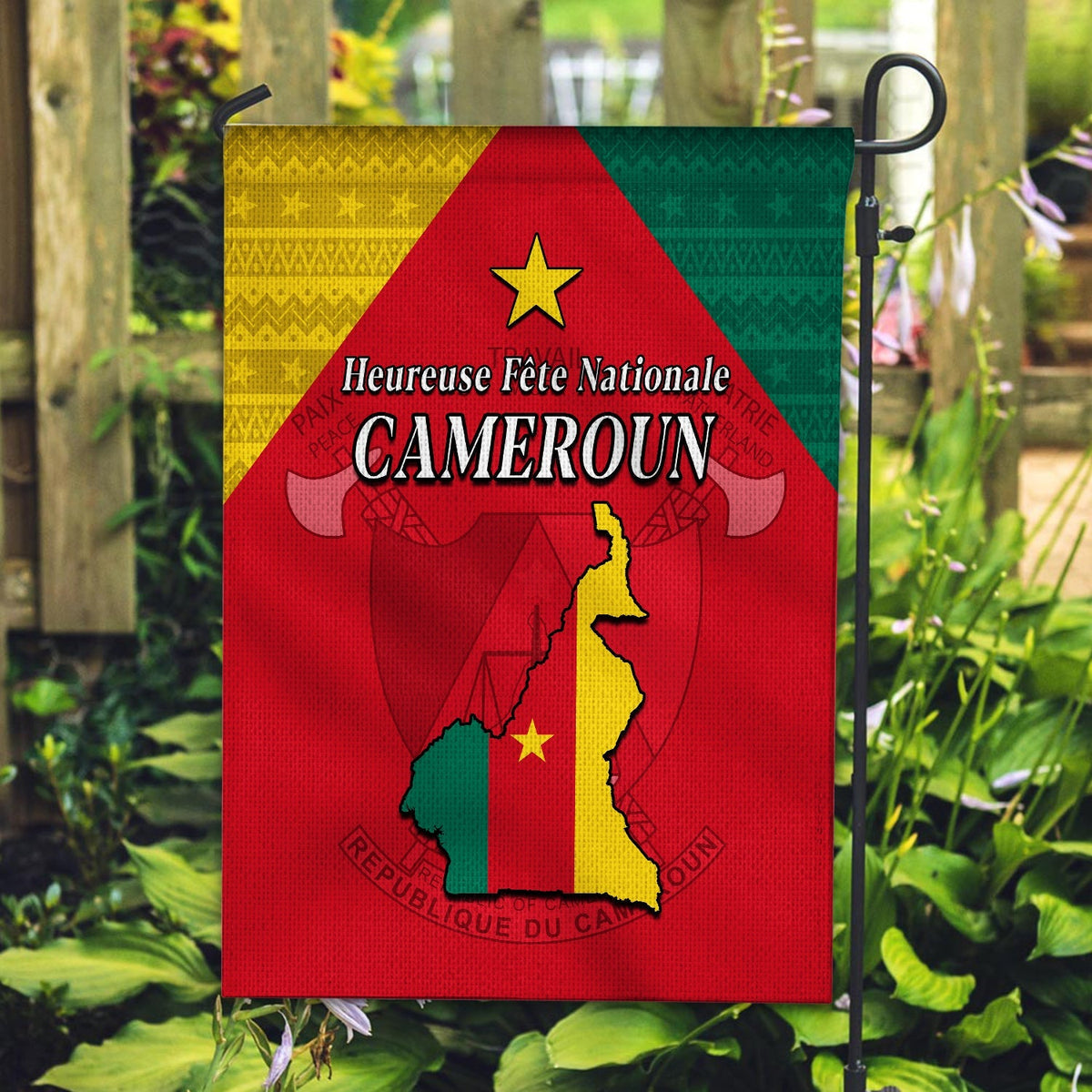 Garden flag Cameroun Independence design: red, green, yellow map with gold star