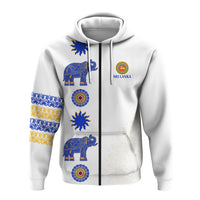 Weiße Hoodie mit Elefantenprint, Kreisornamenten und schwarzem Mittelstreifen an der Vorderseite