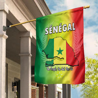 Senegal garden flag on pole, map with green-yellow star and “SÉNÉGAL” text
