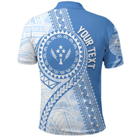 Polohemd Cerulean mit Mikronesien-Muster, Rücken mit Rundwappen und Schriftzug