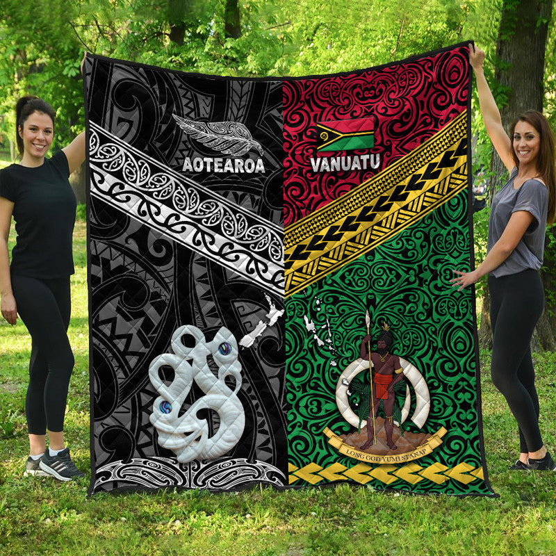 new-zealand-and-vanuatu-premium-quilt-together-black