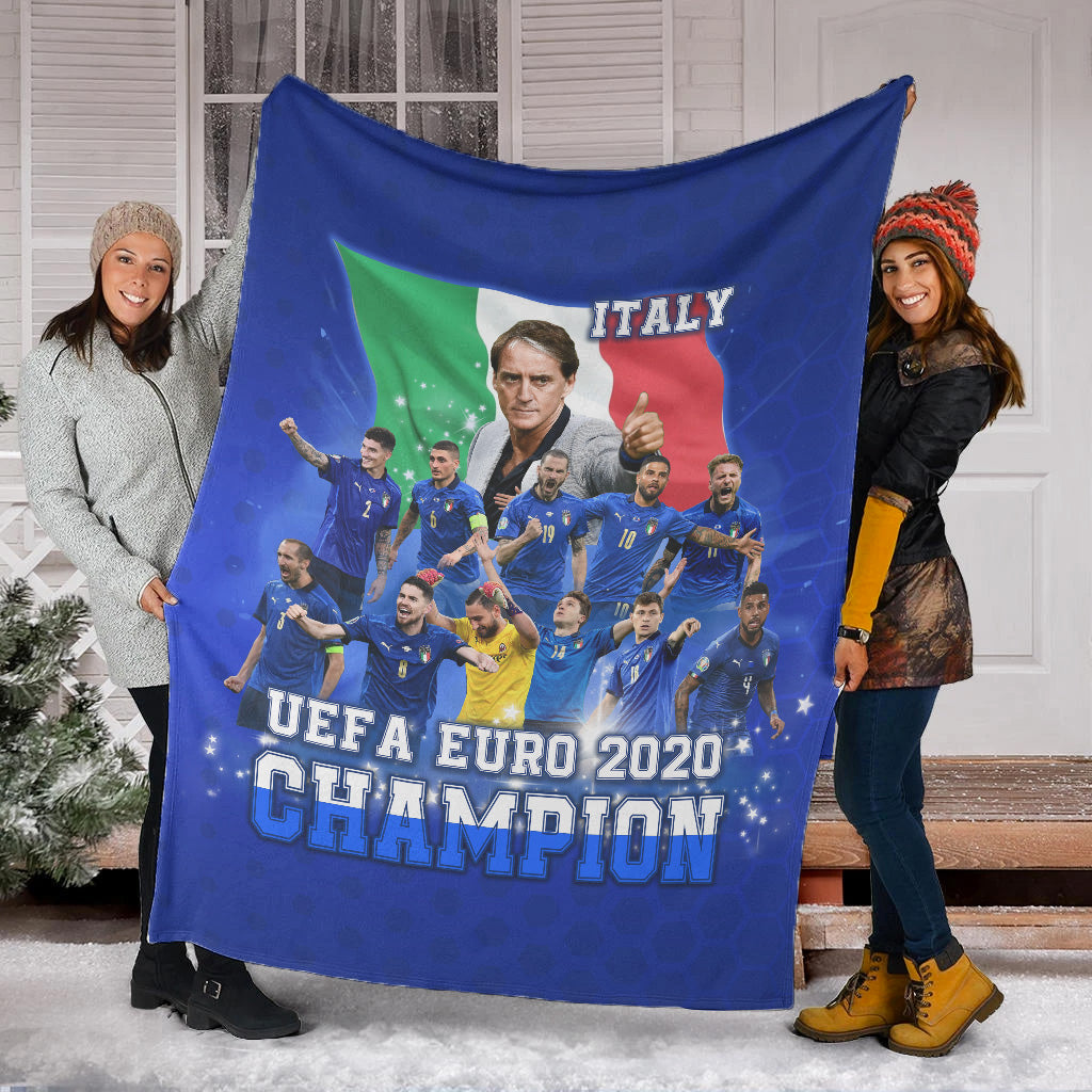 Blue Italy UEFA Euro 2020 Champions blanket covering two people outdoors in winter clothing