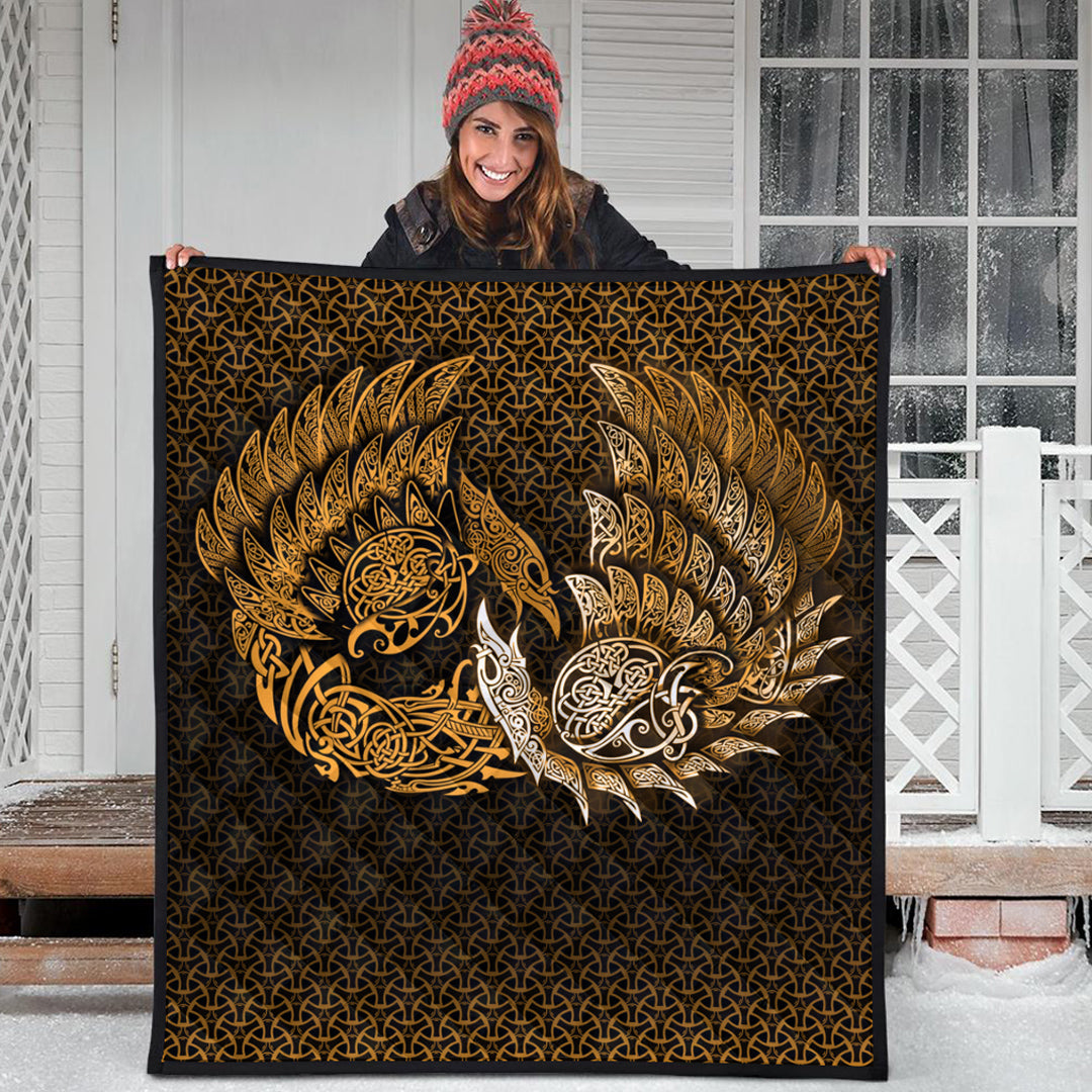 viking-quilt-ragnarok-huginn-muninn-gold-version-quilt