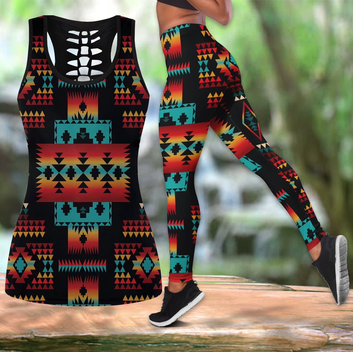 Tanktop- und Leggings-Set mit geometrischem Native-American-Muster auf schwarzem Grund