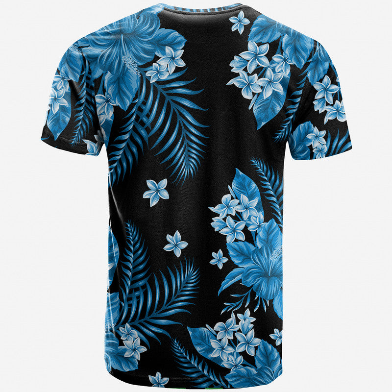 Short-sleeve crewneck T-shirt, blue floral and leaf print on dark base