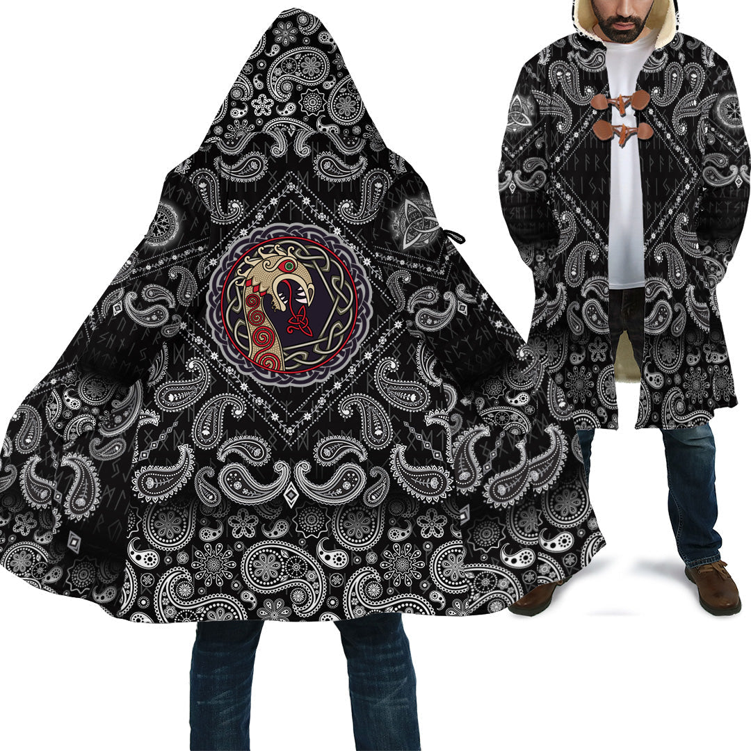 viking-cloak-the-nasal-figure-of-the-ship-drakkar-in-the-form-of-dragon-with-bandana-paisley-style