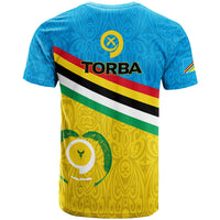 Custom T-Shirt mit Vanuatu Torba-Flag, Rückseite mit TORBA-Schriftzug, blau-gelb