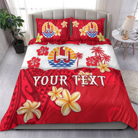 Red Tahiti-inspired bedding set: duvet with “YOUR TEXT”, floral plumeria, shield