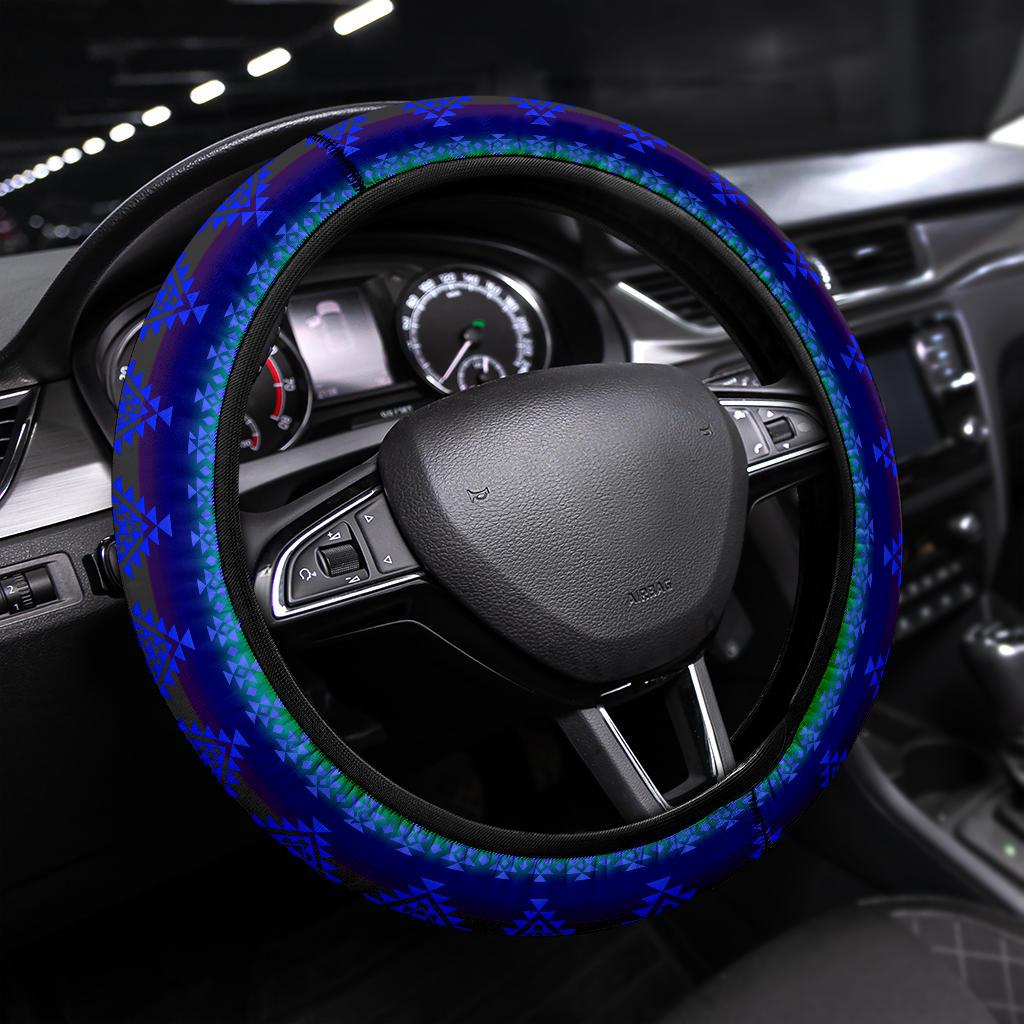 Geometric patterned steering wheel cover in blue with black trim