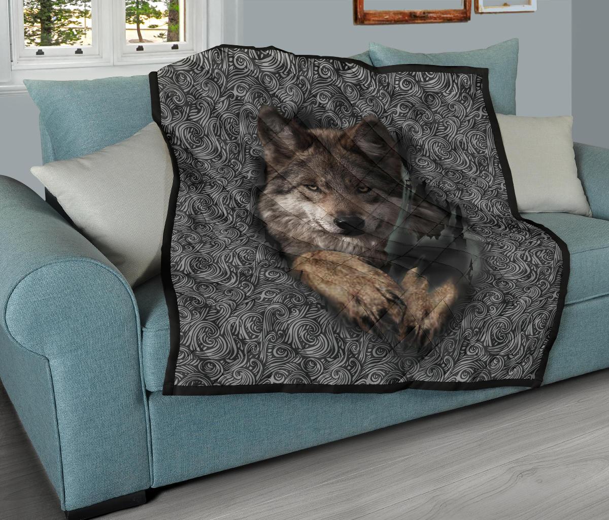 Premium quilt with swirling black-and-gray pattern and bold wolf face print