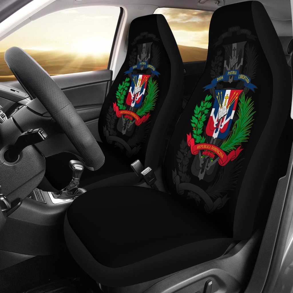 Set of two car seat covers with black base and Dominican Republic crest graphic