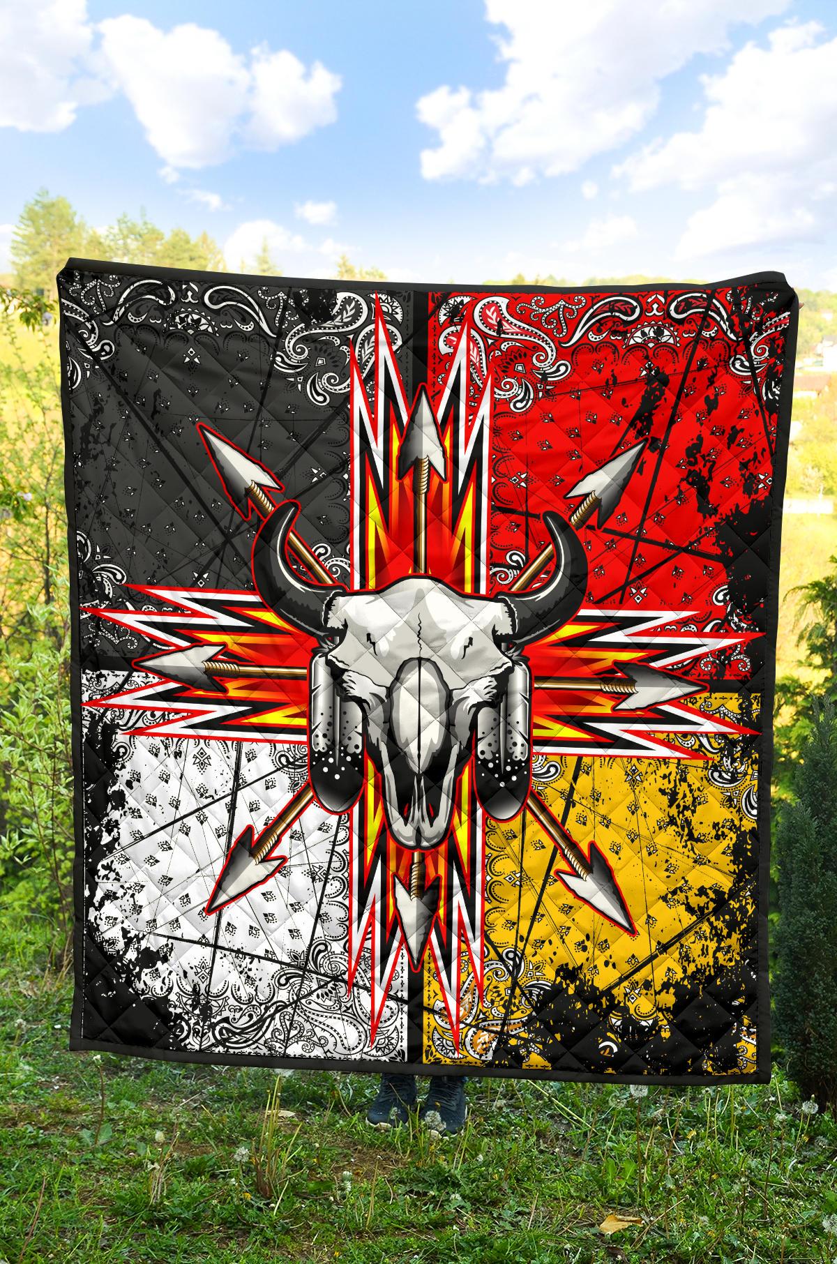 Wonder Print Shop quilt, multicolor bison skull center with red, yellow, black panels