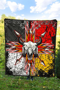 Wonder Print Shop quilt, multicolor bison skull center with red, yellow, black panels
