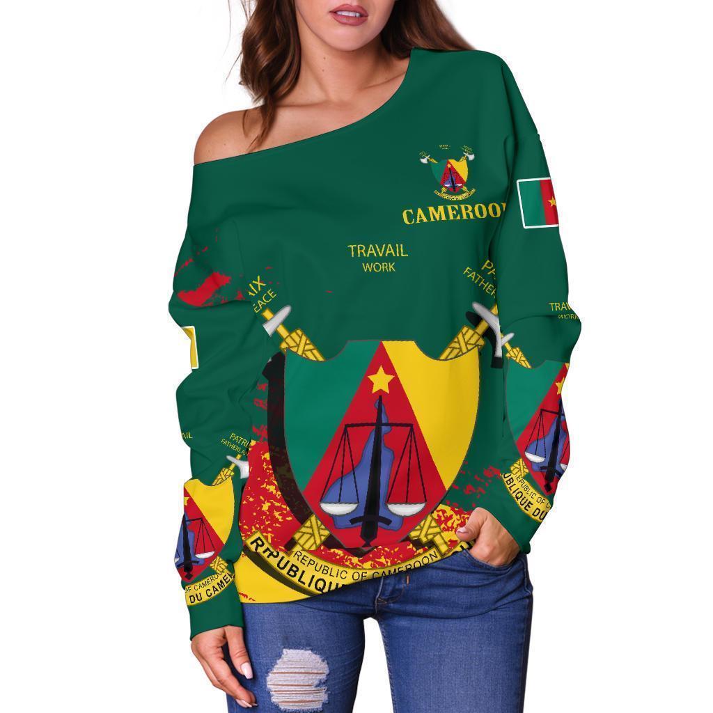 Green off-shoulder sweater with long sleeves, Cameroon artwork, yellow emblem and text