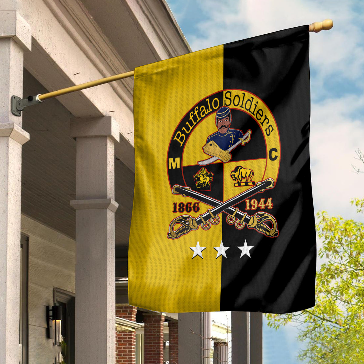 Buffalo Soldiers flag, black & gold, crest with stars, house flag