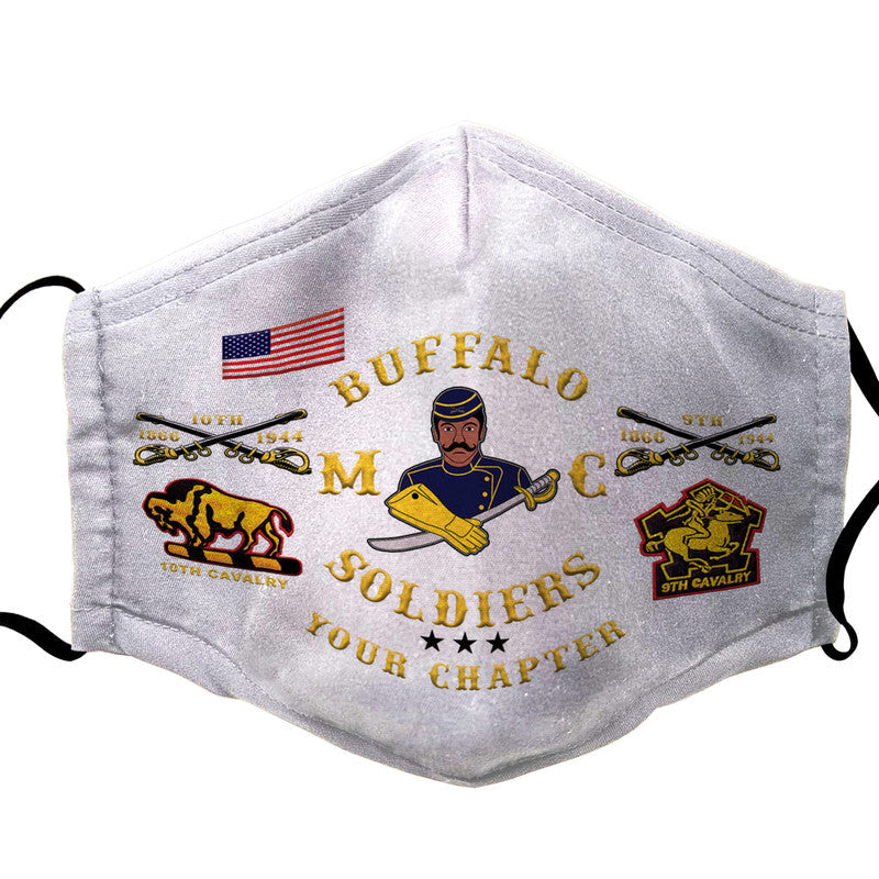 Masque facial blanc à bordure noire, imprimé «BUFFALO SOLDIERS» et insigne