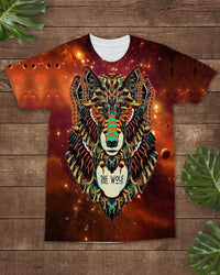 Brown all-over T-shirt with colorful wolf head and rays graphic, crew neck