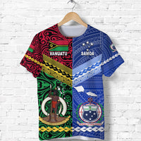 Blue short-sleeve T-shirt with split Vanuatu and Samoa tribal graphic print