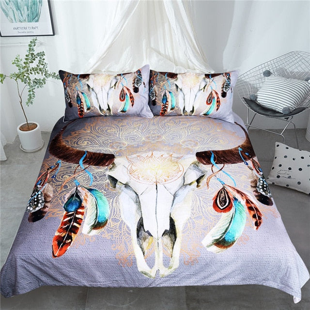 Multicolor Native American skull feather bedding set with light gray-white duvet and turquoise feathers